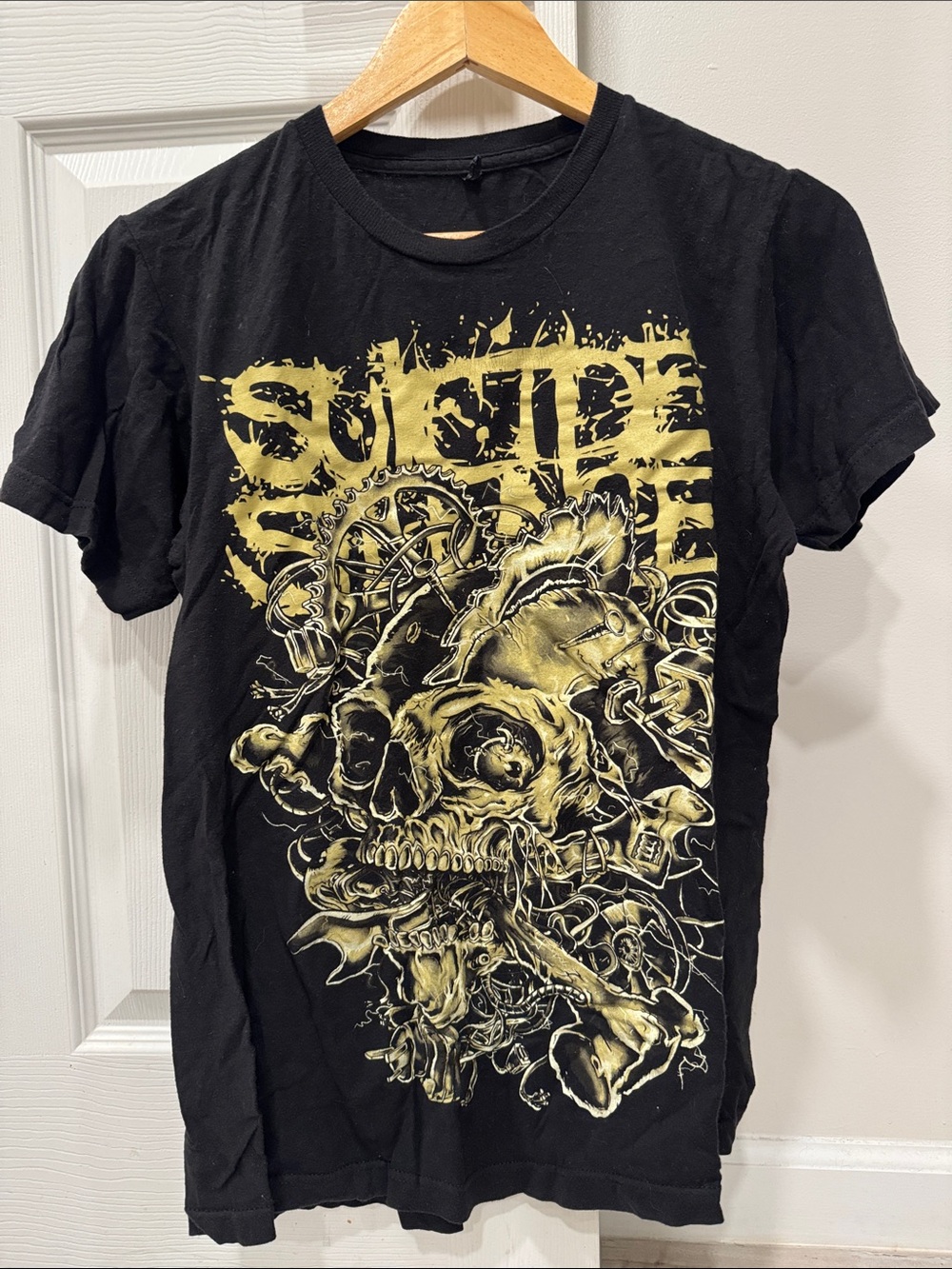Black Graphic Skull Band Tee - Yellow Print